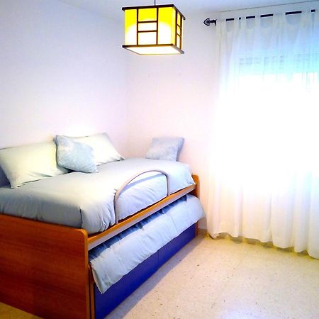 Playa La Cala In Front Of The Beach Free Parking 말라가 외부 사진