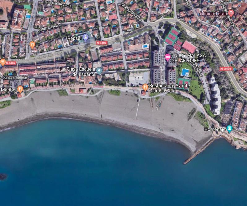 Playa La Cala In Front Of The Beach Free Parking 말라가 외부 사진